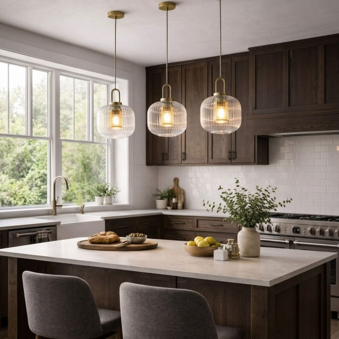 Kitchen & Dining