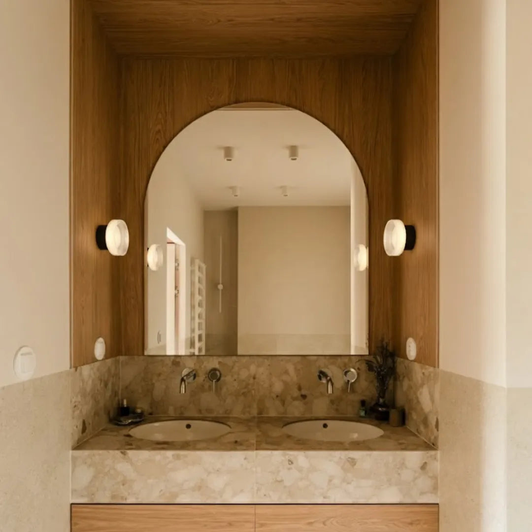 Vita — Auria House